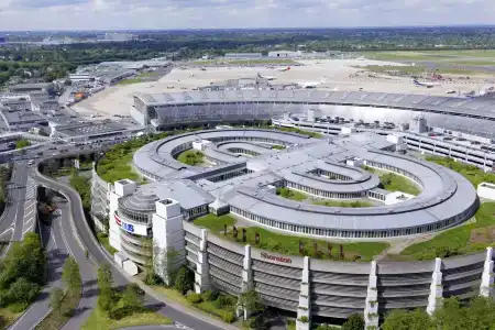 Sheraton Duesseldorf Airport - 12