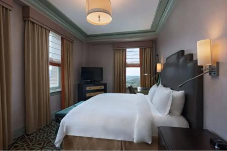 Icon, Autograph Collection - 18