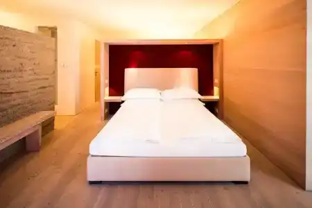 Vigilius Mountain Resort - 56