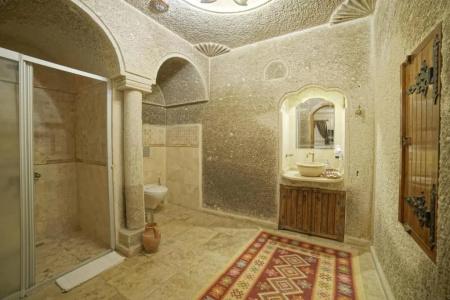 Safran Cave - 121