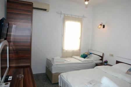 Halikarnas Pansiyon - 1