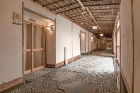 Wakamatsu Hot Spring Resort - 8