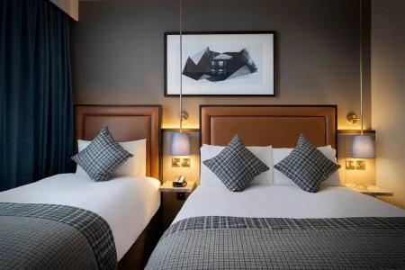 Jurys Inn Edinburgh - 6