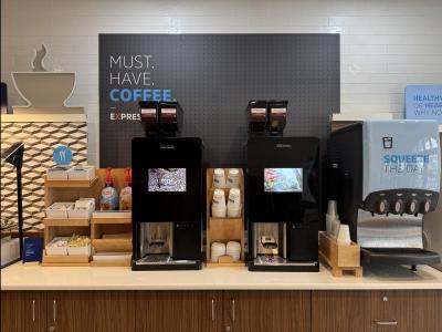 Holiday Inn Express & Suites, an IHG - 42