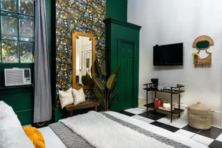 The Mansion on Royal - 127