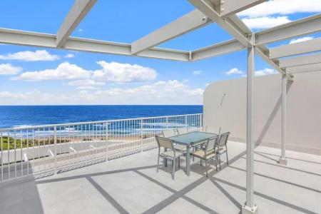La Mer Sunshine Beachfront - 15
