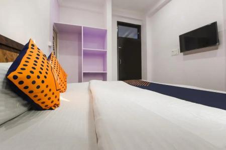 Spot On 74614 Radhika Palace - 21