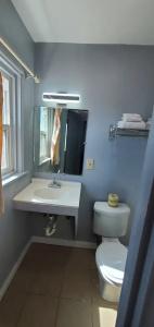 Travelers Inn - 7
