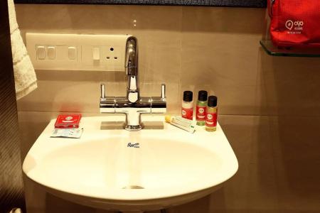 Crest inn - 6