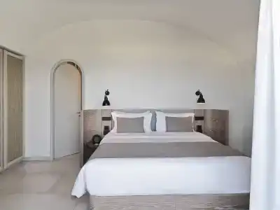 Canaves Oia Epitome - Small Luxurys of the World - 3