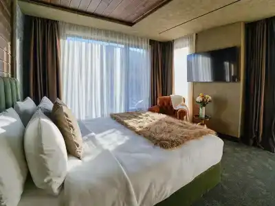 Premier Luxury Mountain Resort - 98