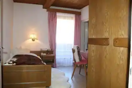 Serena - 34