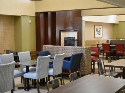 Holiday Inn Express Downtown, An Ihg - 18