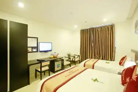 Golden Star - 4