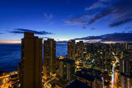 Hilton Waikiki Beach - 32