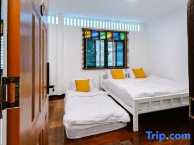 Diff Hostel - 86