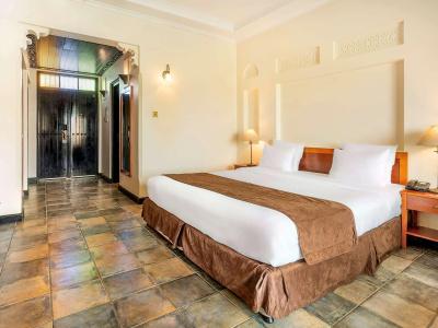 Novotel Bahrain Al Dana - 4