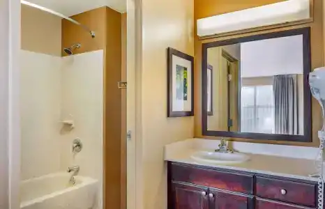 Extended Stay America Suites - - Polaris - 9