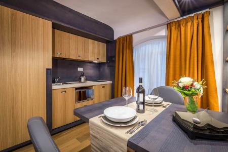 Martelli 6 Suite & - 6