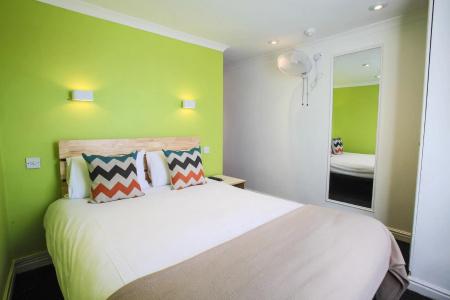 Smart Hyde Park View - 54