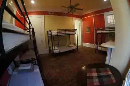 Auberge Nola - 10