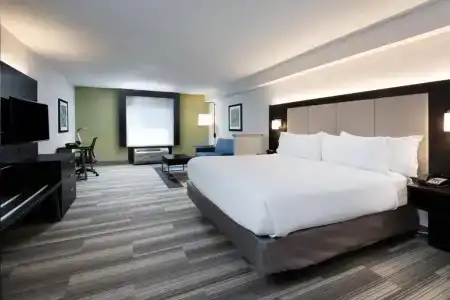 Holiday Inn Express & Suites i-95 & i-20 Civic Ctr, An Ihg - 47