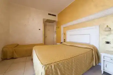 Diplomat Palace - 28
