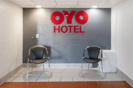 Oyo Houston Katy Freeway - 1