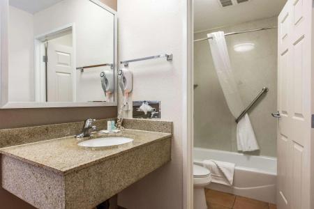 Comfort Inn Los Angeles near Hollywood - 7