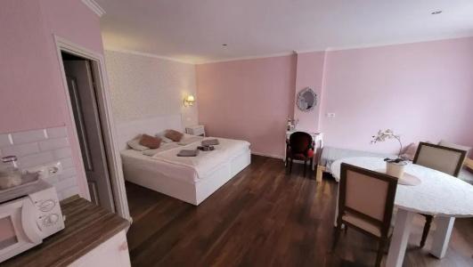 Guest House Romantika Panzio - 88