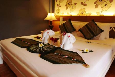 Bhumiyama Beach Resort - 4