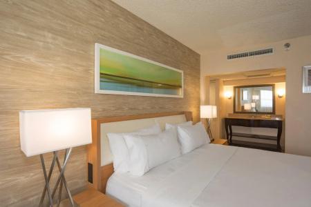 Holiday Inn Miami Beach-Oceanfront, an IHG - 55