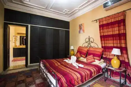 Riad Losra - 44