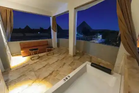 Pyramids View - 114