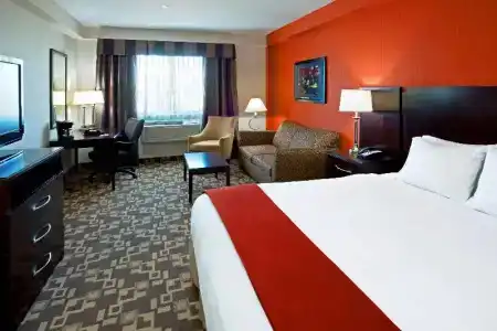 Holiday Inn Express Maspeth, An Ihg - 67