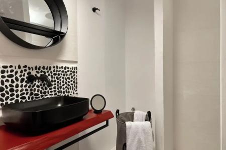 Sunset Studios & Apts - 8