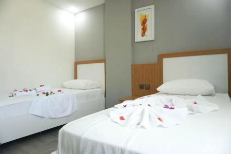 Akalia Resort & Spa - 1