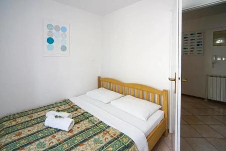 and Rooms Degra - 73