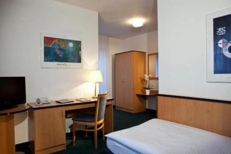 Airport-Stetten - 14