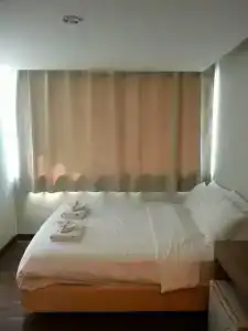 Nantra Silom - 44