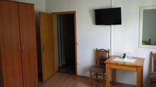 b&b House Prica - 1