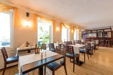Königslinie - 16