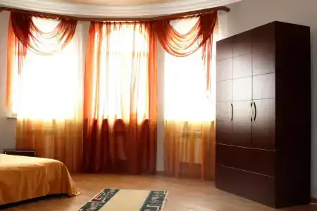 Golden Apricot - 18