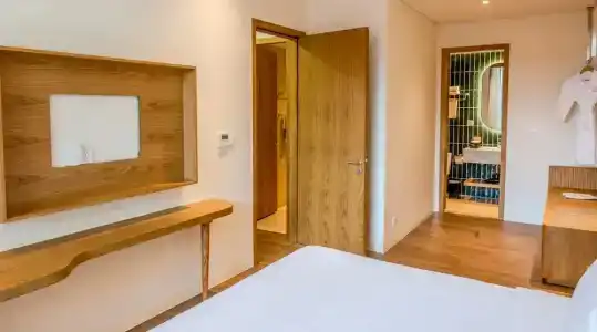 Hôtel Colline - 240