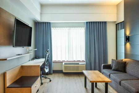 Quality Inn & Suites - 90