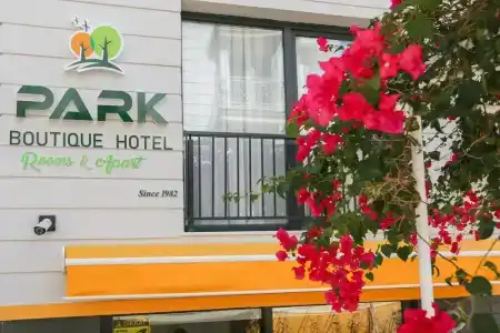 Park Boutique Rooms & Apart - 0
