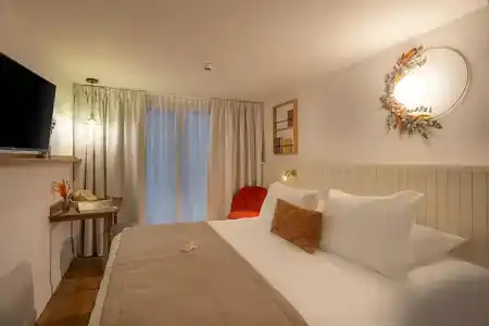 Hôtel Lacassagne - 52