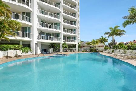 Crystal Bay On The Broadwater - 37
