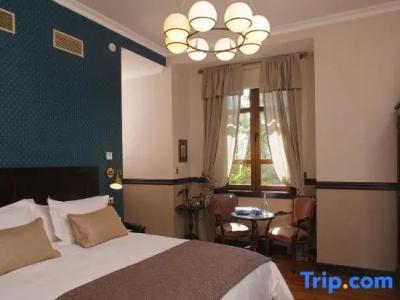 Boutique Castillo Rojo - 135