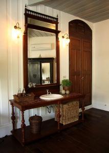 The Bhuthorn Bed & Breakfast - 7
